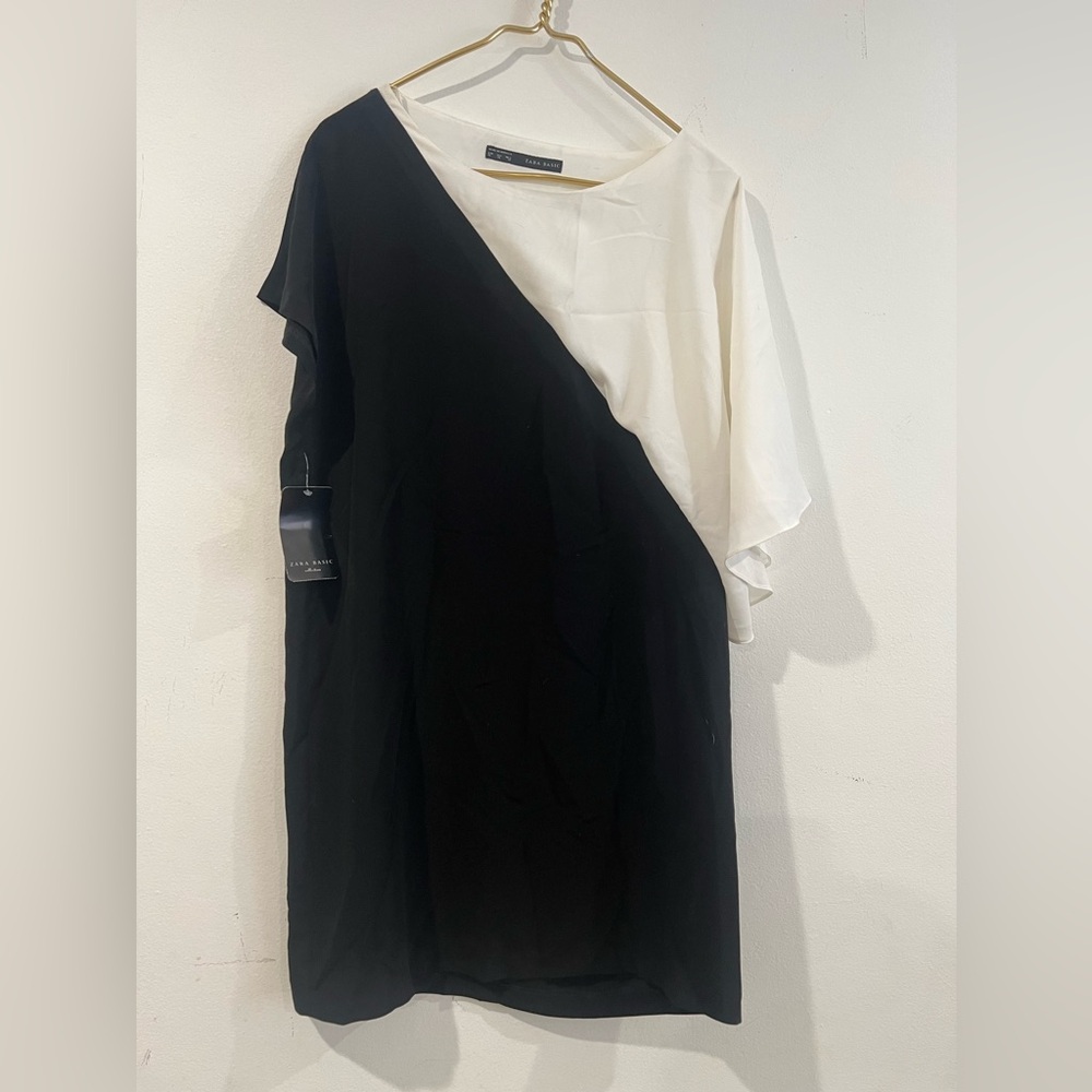 Zara asymmetrical black and white dress  X large NWT